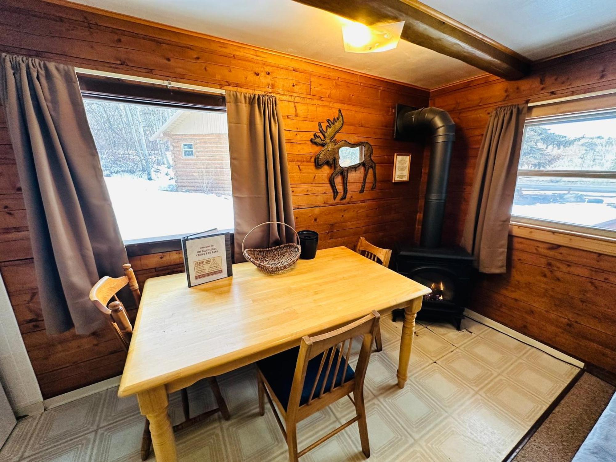 Ute Bluff Lodge, Cabins And Rv Park Саут-Форк Экстерьер фото